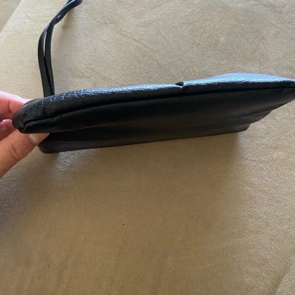 Juicy Couture Black faux Leather Wristlet - Picture 4 of 9